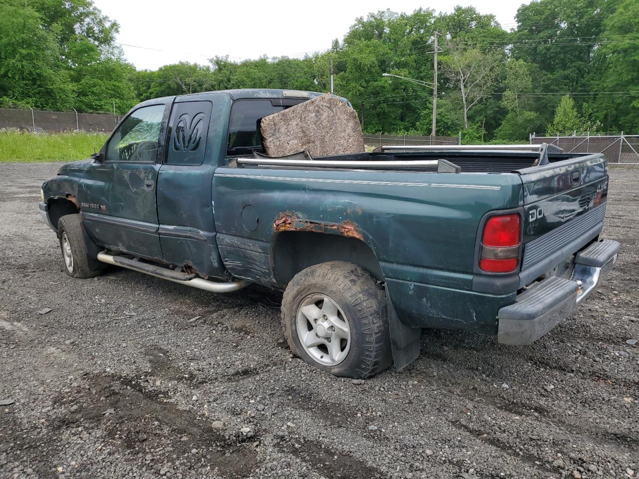 3B7HF12Y1YG113991 2000 Dodge Ram 1500