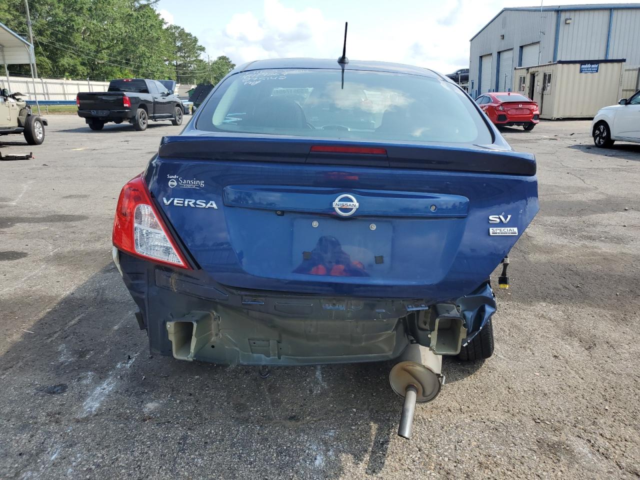 3N1CN7AP6JL875142 2018 Nissan Versa S