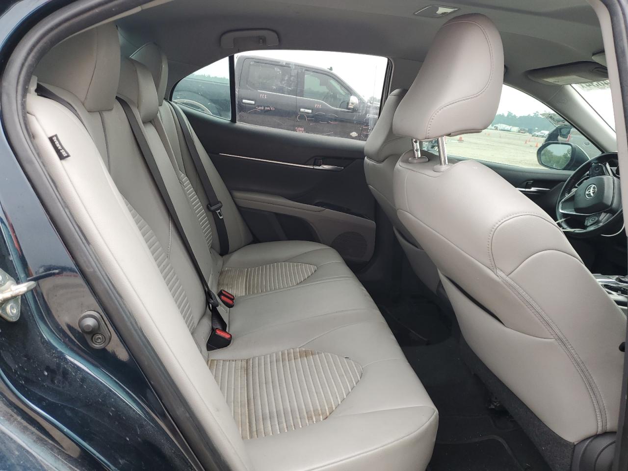 4T1B11HK6KU805221 2019 Toyota Camry L