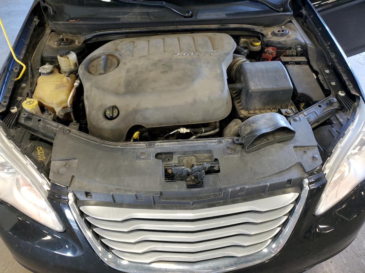 1C3CCBCGXCN107660 2012 Chrysler 200 Limited