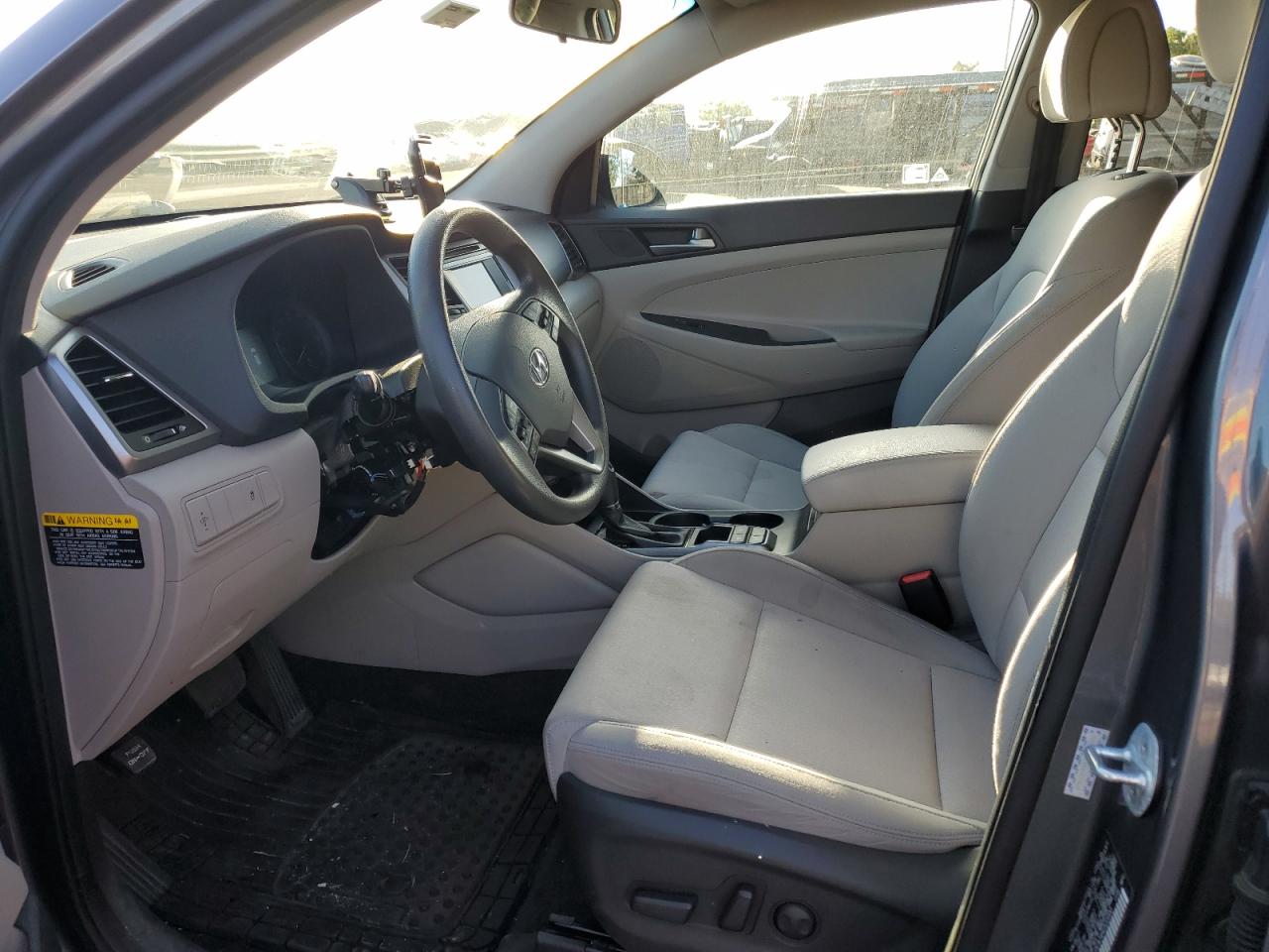 KM8J3CA24HU522000 2017 Hyundai Tucson Limited