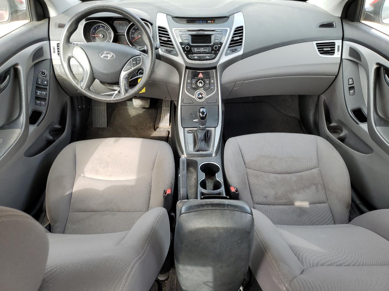 KMHDH4AE1GU633262 2016 Hyundai Elantra Se