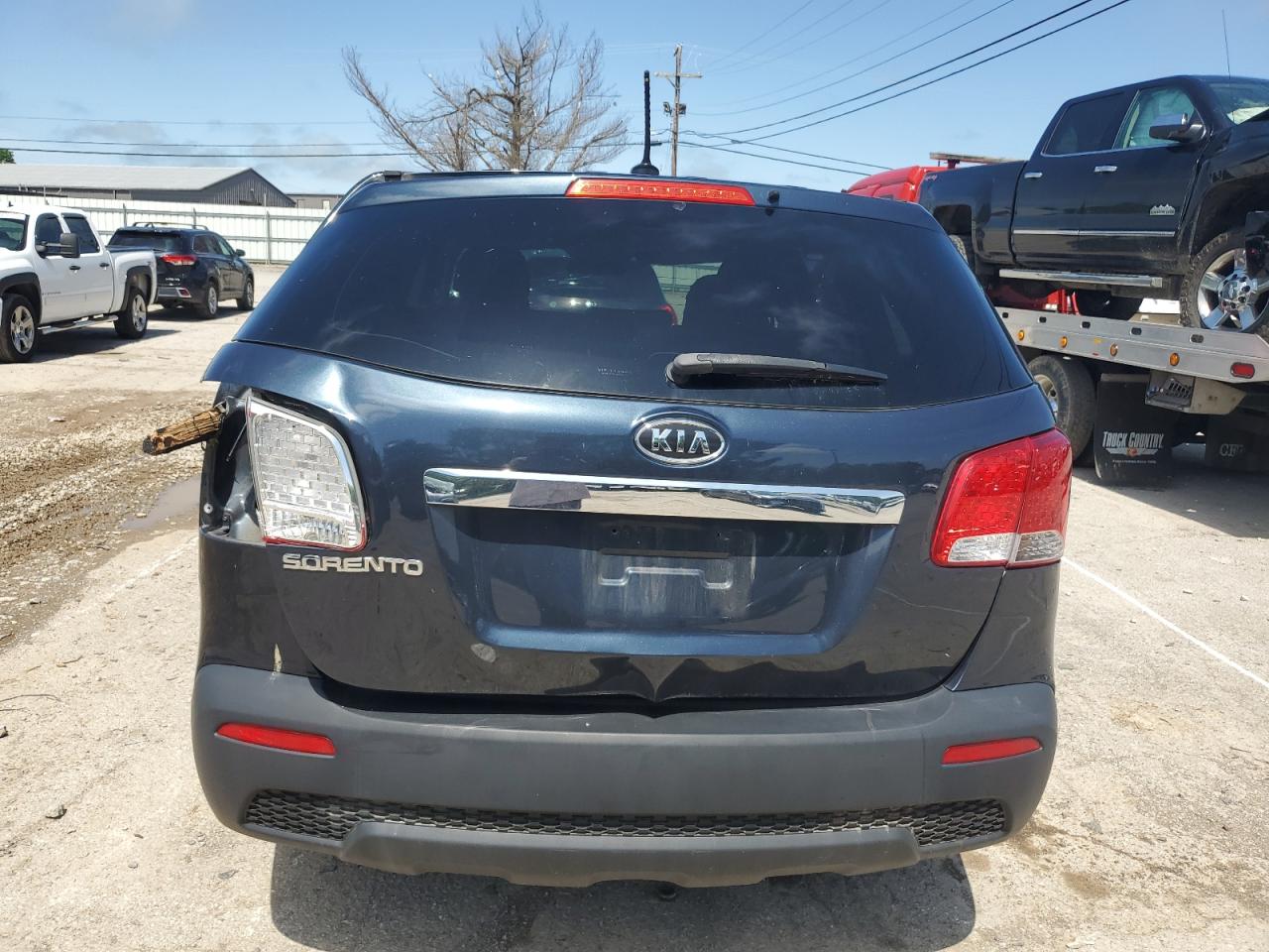 5XYKT3A18DG318117 2013 Kia Sorento Lx