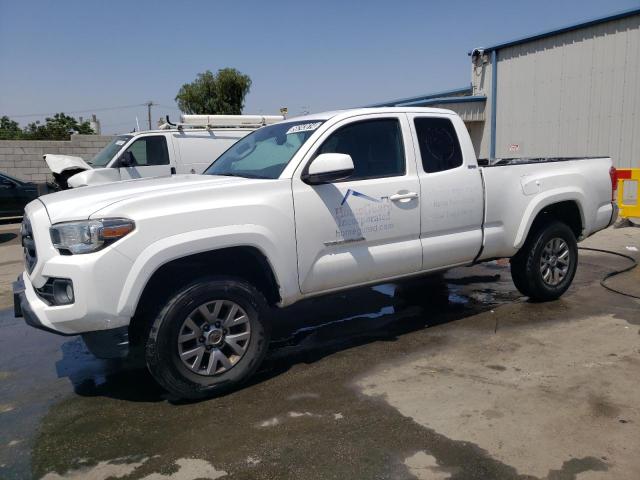 VIN 5TFRZ5CN8HX048303 2017 Toyota Tacoma, Access Cab no.1