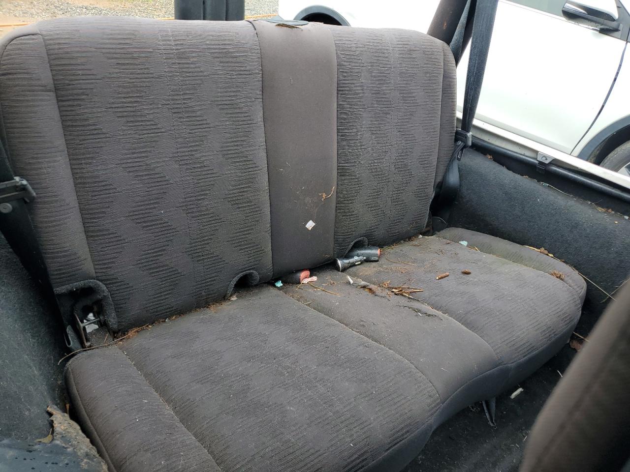 1J4FA49S94P725123 2004 Jeep Wrangler / Tj Sport