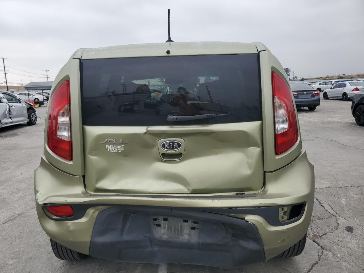 KNDJT2A62C7439187 2012 Kia Soul +