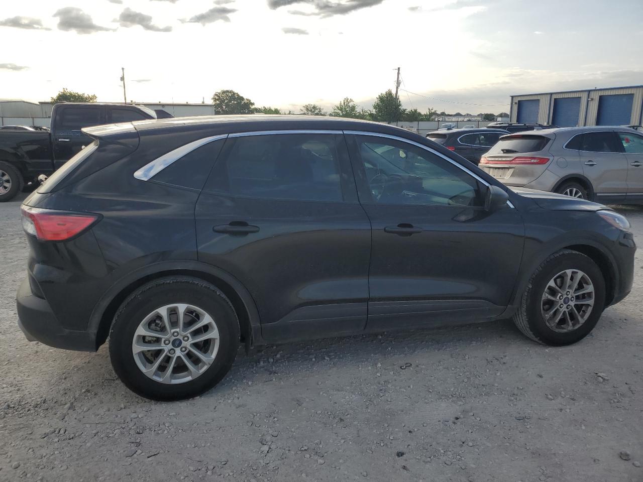 2022 Ford Escape Se vin: 1FMCU0G60NUC00156