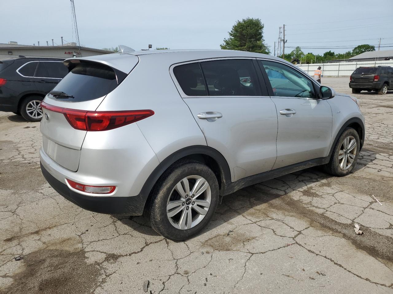 KNDPMCAC3J7335792 2018 Kia Sportage Lx