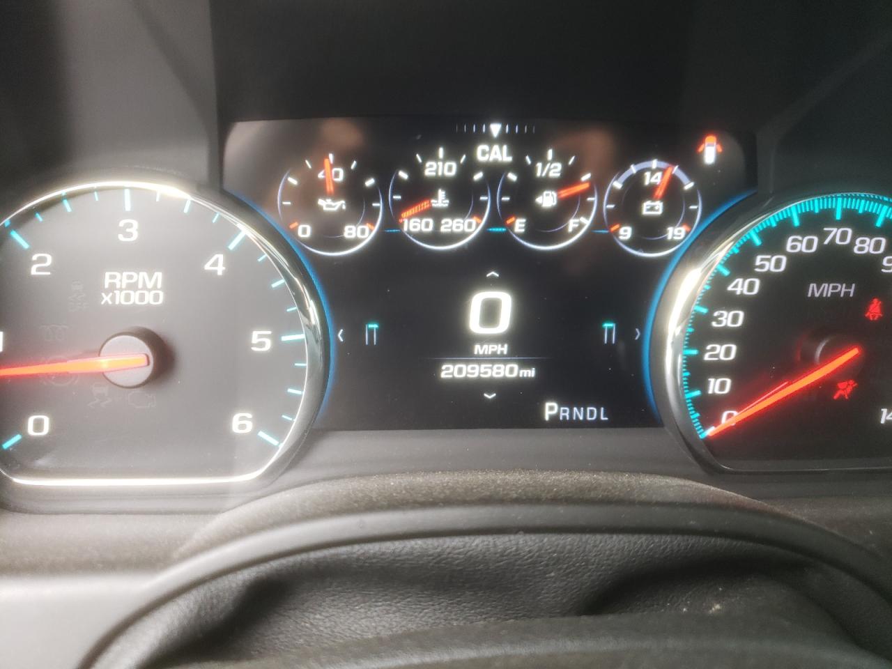 1GKS1GKC0HR273909 2017 GMC Yukon Xl C1500 Slt