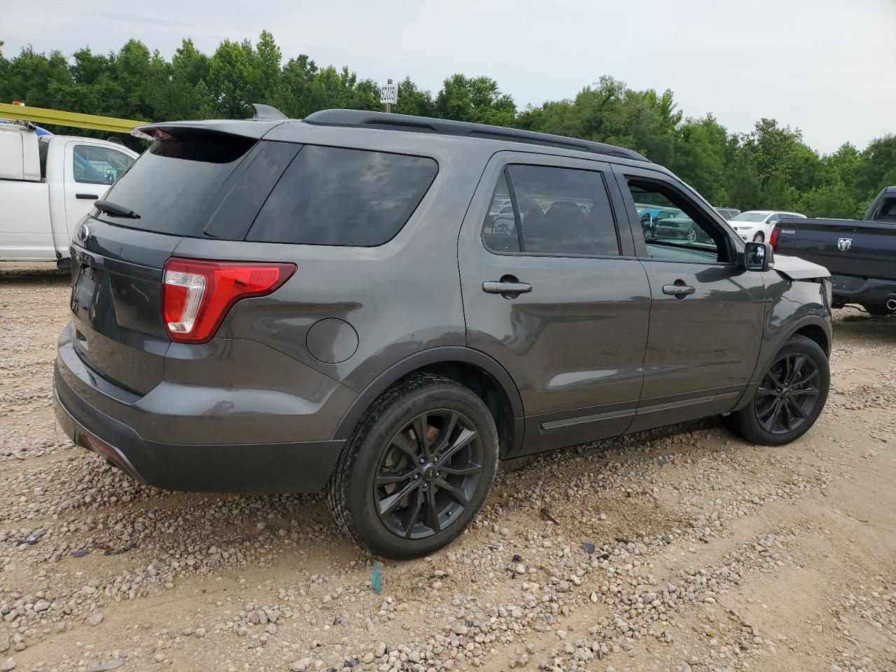 1FM5K7D89HGD09778 2017 Ford Explorer Xlt