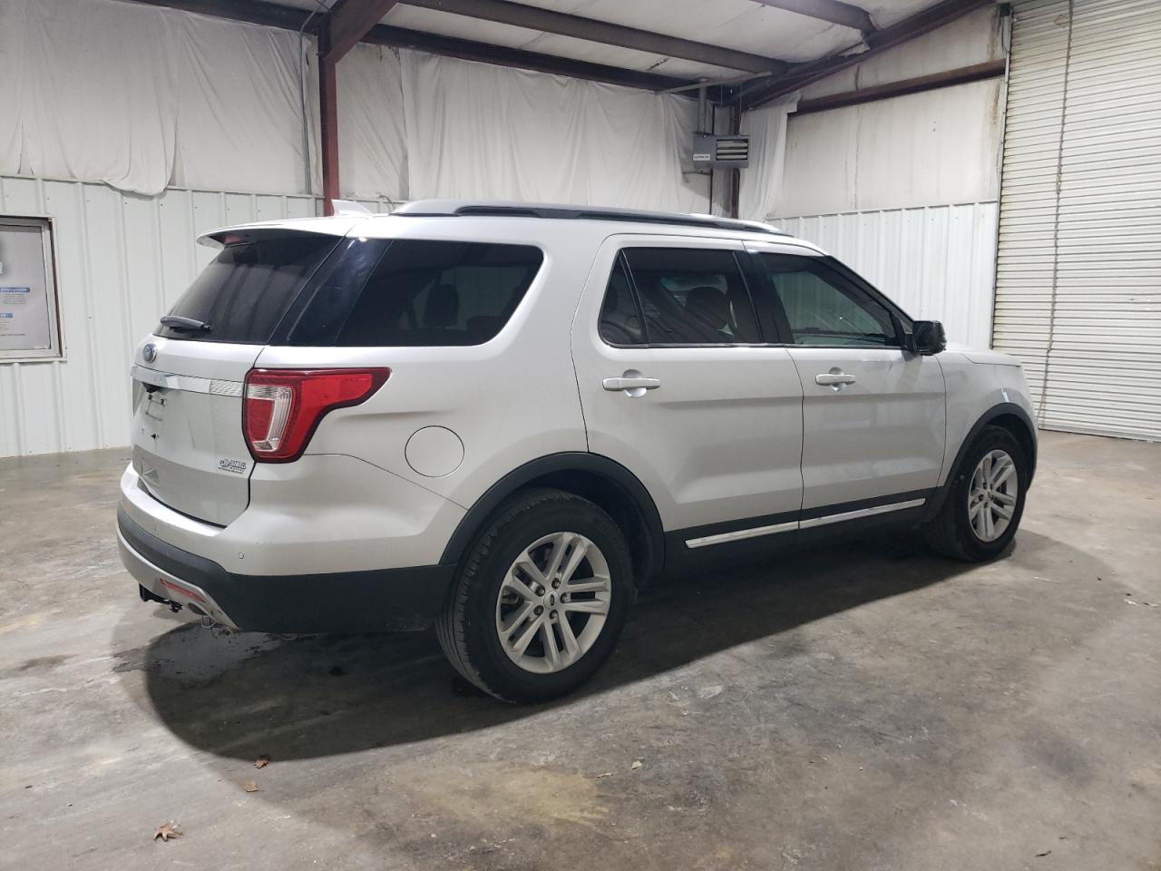 1FM5K7D87HGC63626 2017 Ford Explorer Xlt