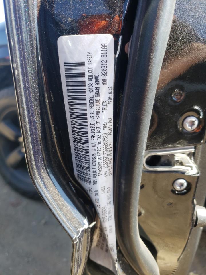 1C6RR7LT5GS252523 2016 Ram 1500 Slt