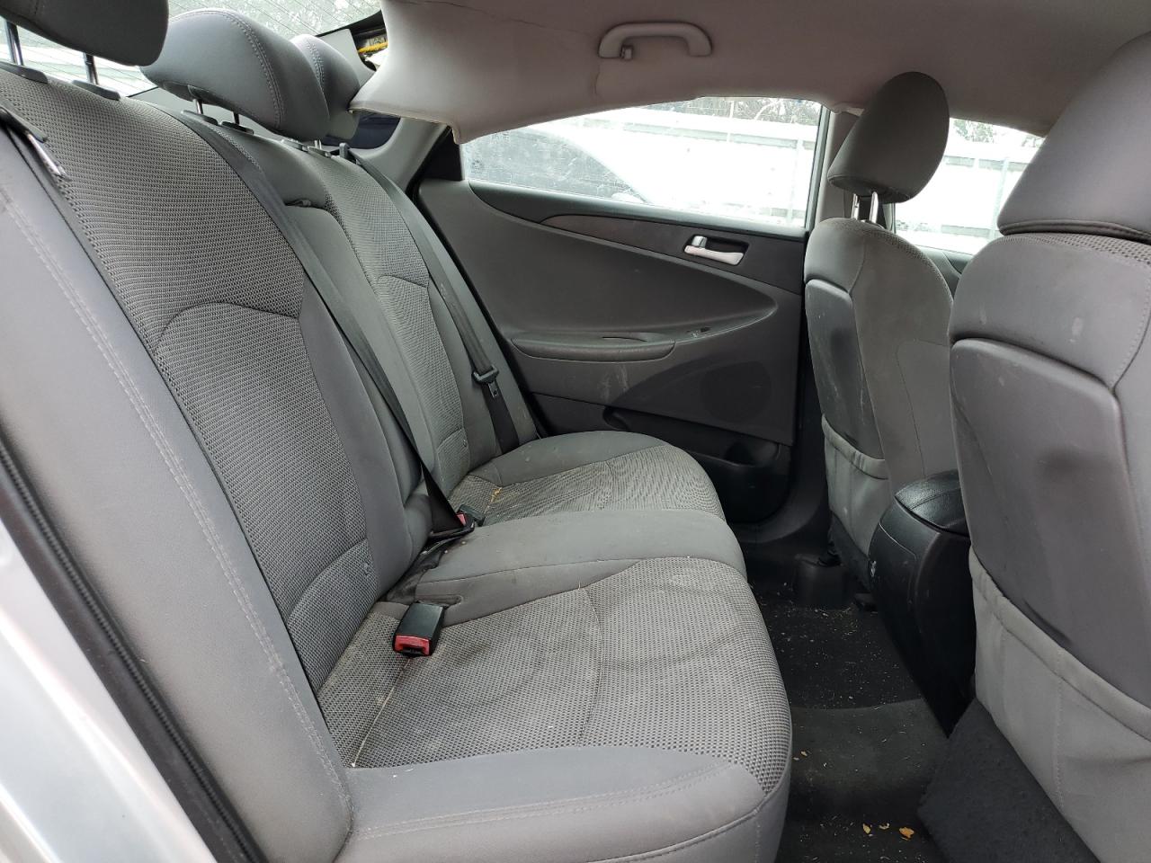 5NPEB4AC9DH715755 2013 Hyundai Sonata Gls