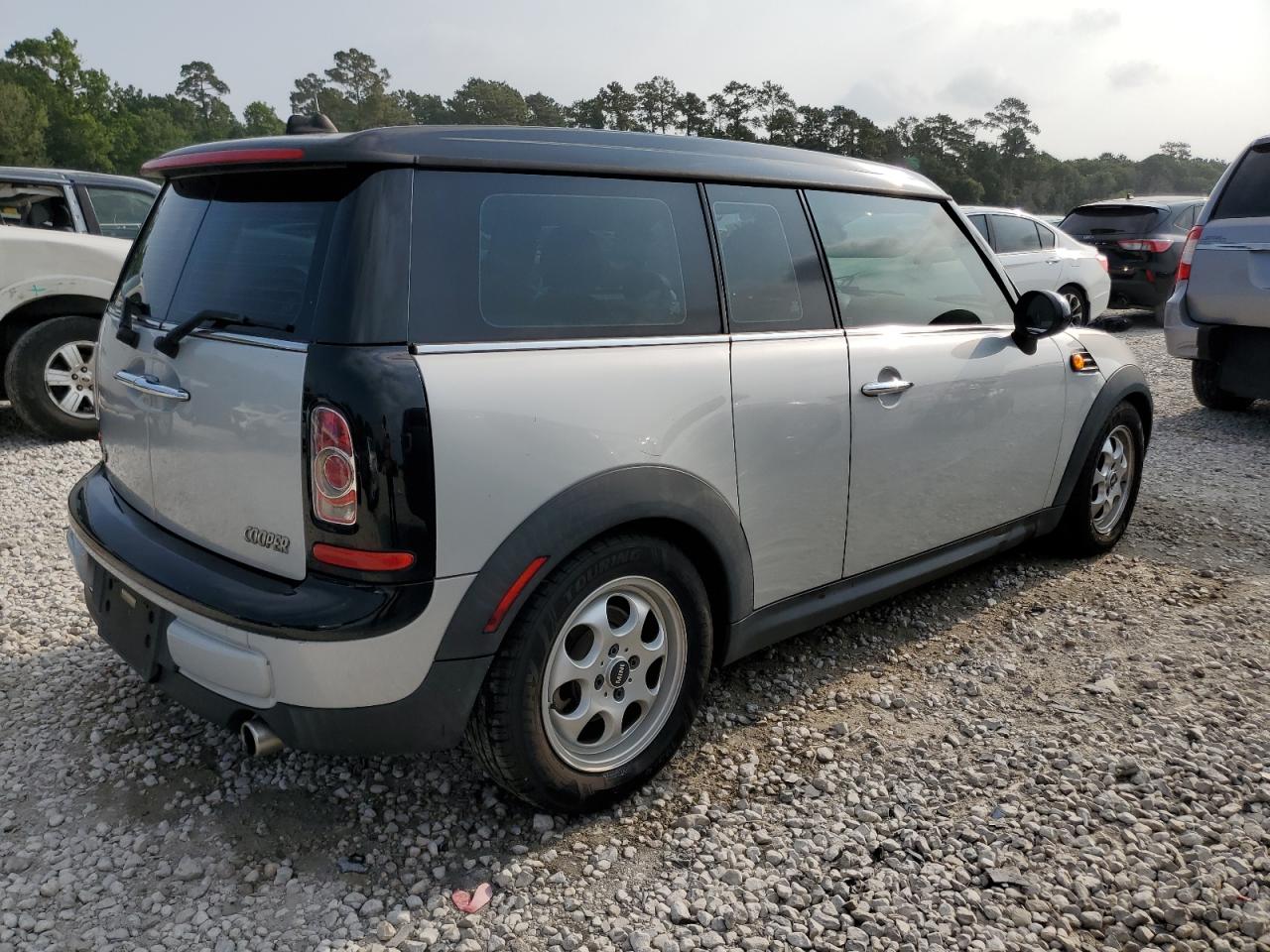 2014 Mini Cooper Clubman vin: WMWZF3C56ET492941