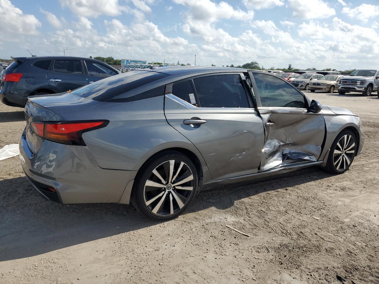 1N4BL4CV1LC208721 2020 Nissan Altima Sr