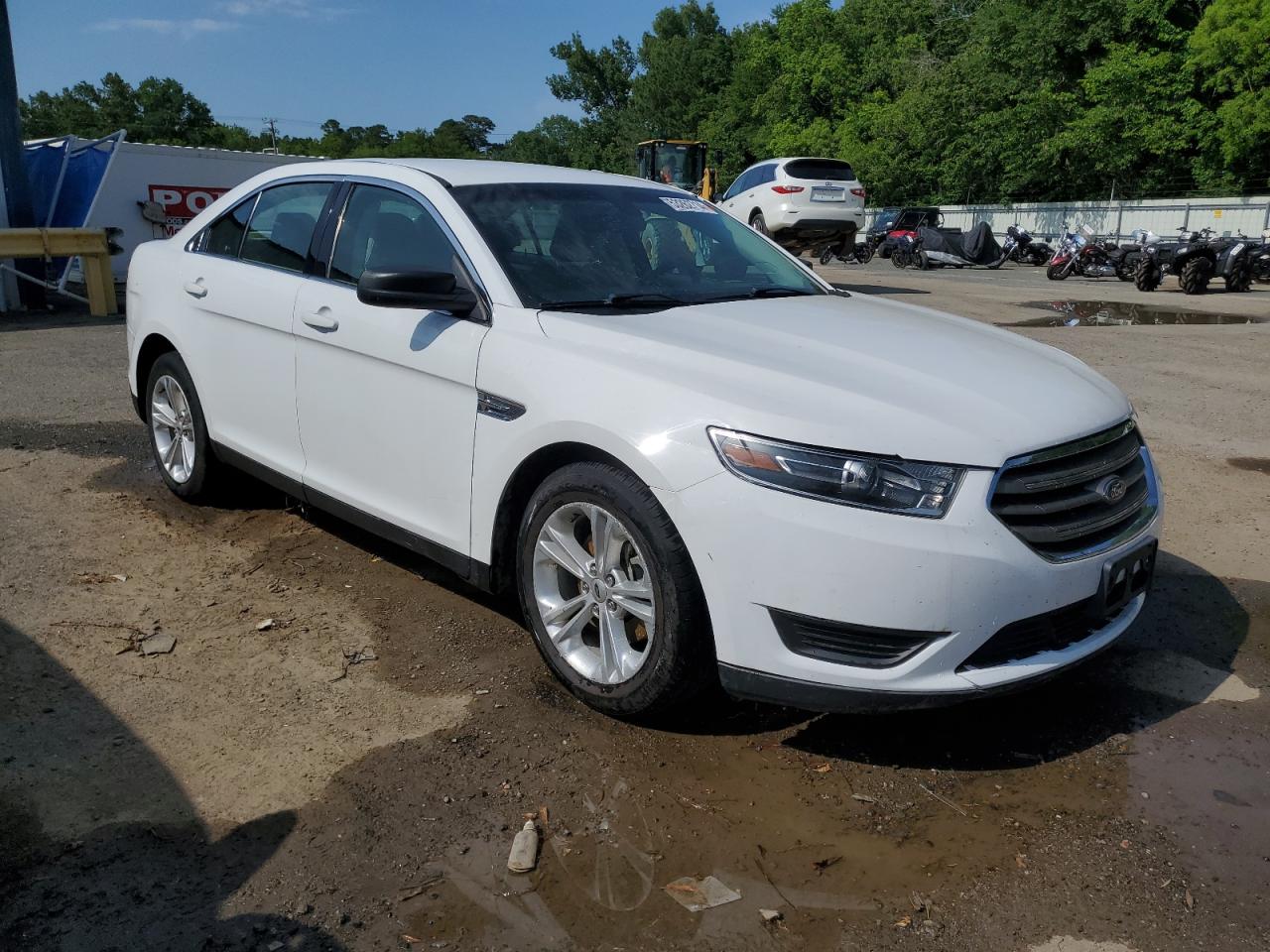 1FAHP2D80KG100268 2019 Ford Taurus Se