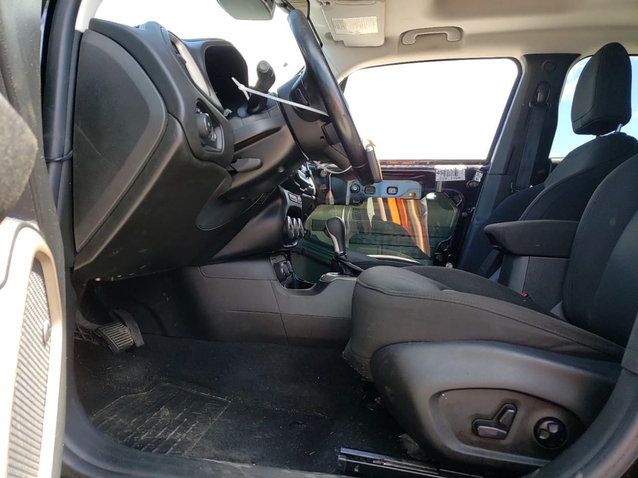 ZACCJBBB7HPE72660 2017 Jeep Renegade Latitude