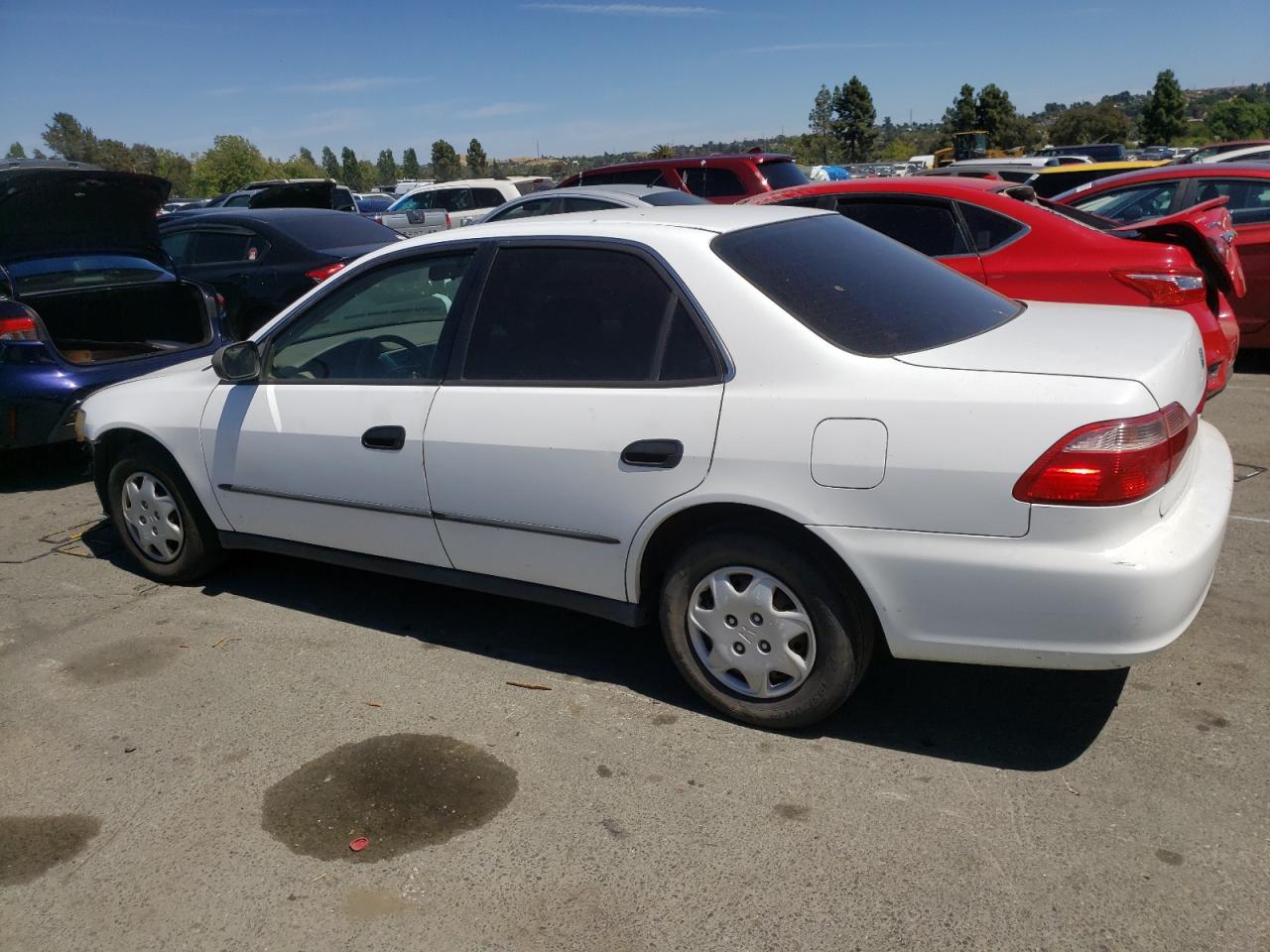 1HGCF8643XA157080 1999 Honda Accord Dx