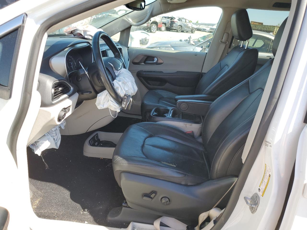 2C4RC1BG9LR271972 2020 Chrysler Pacifica Touring L