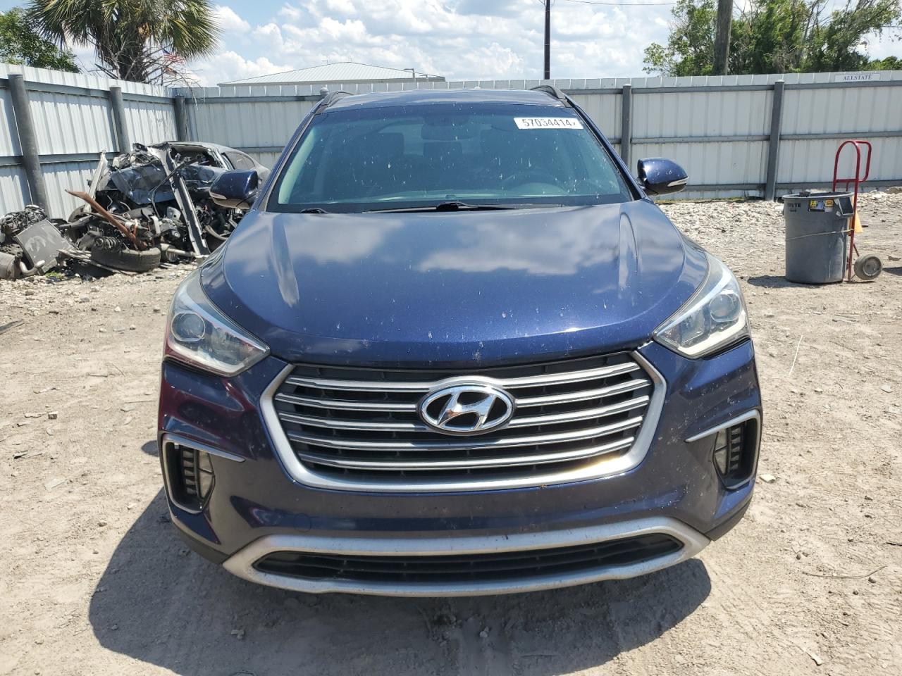 KM8SN4HF9HU189208 2017 Hyundai Santa Fe Se