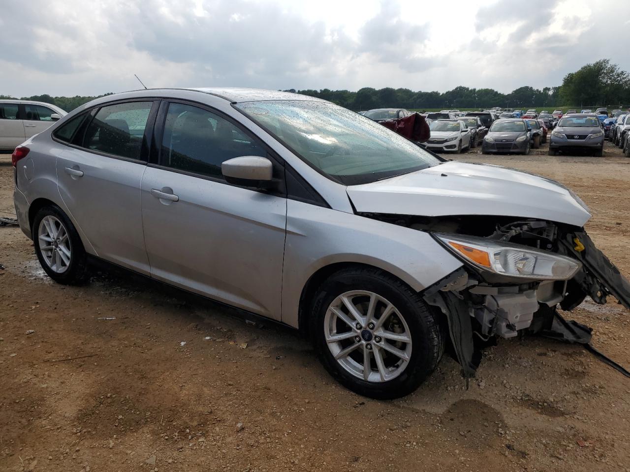 1FADP3F22JL248747 2018 Ford Focus Se