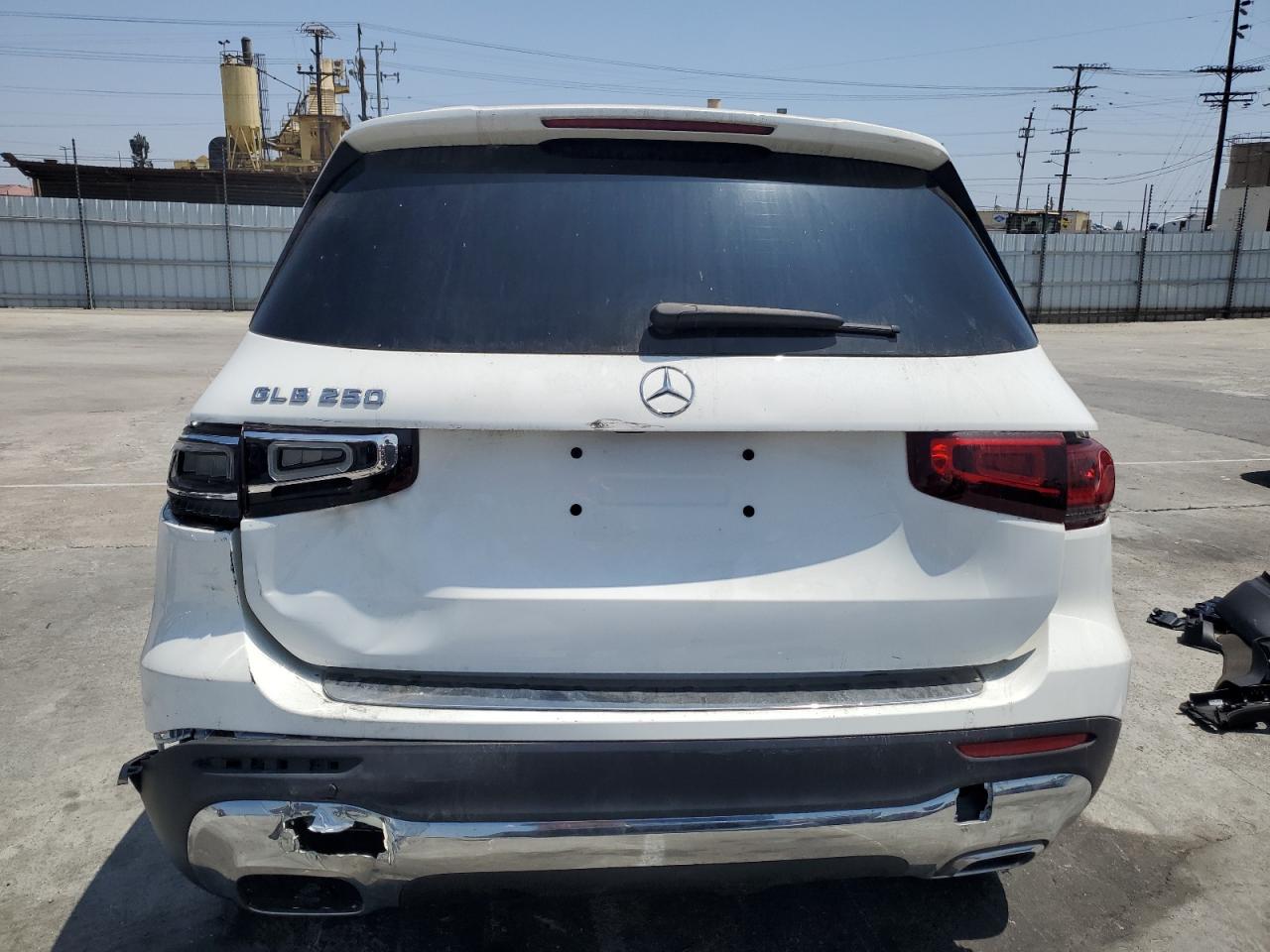 W1N4M4GBXLW025437 2020 Mercedes-Benz Glb 250