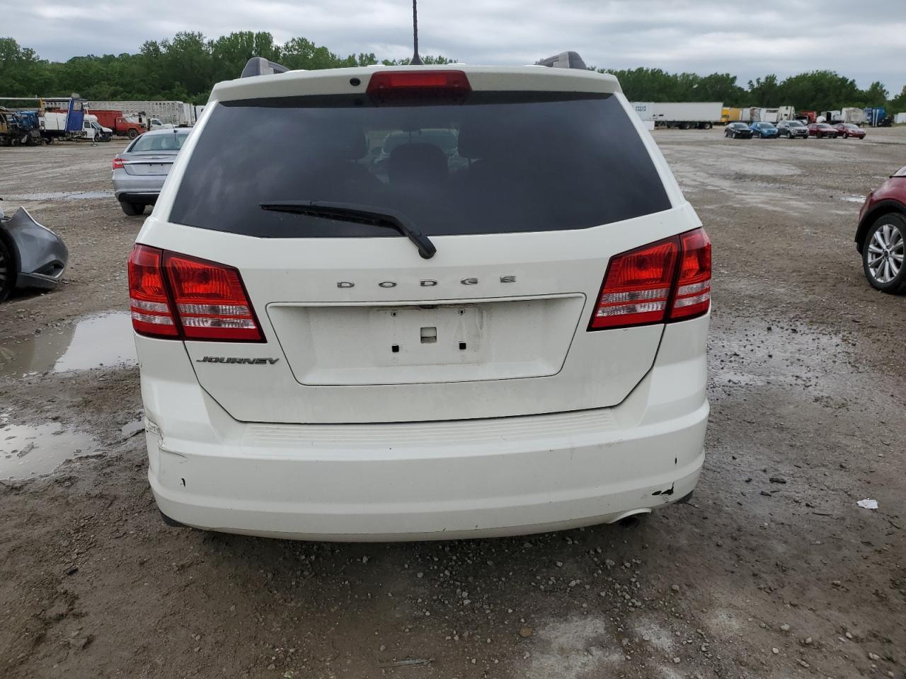 3C4PDCAB0JT496555 2018 Dodge Journey Se