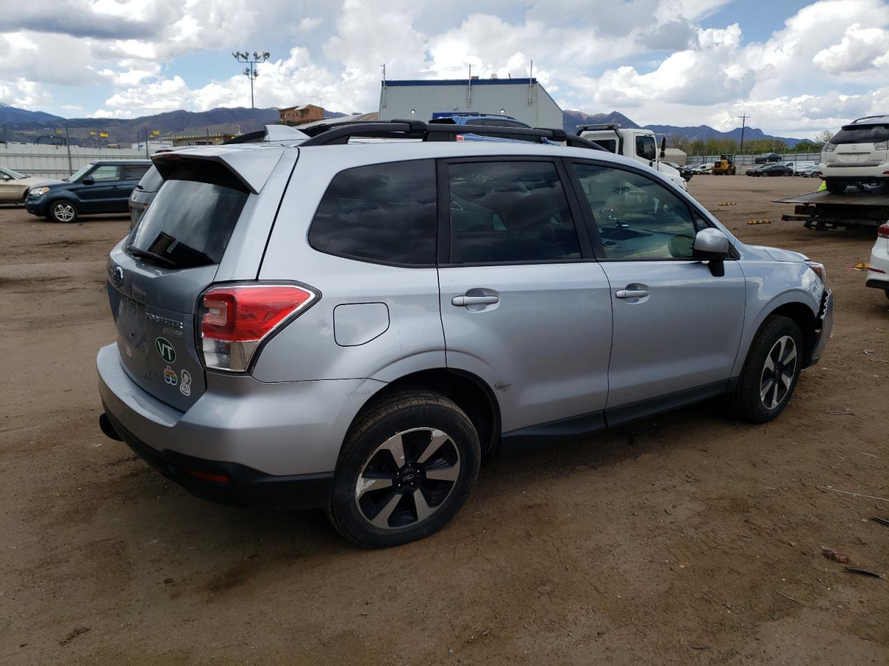 JF2SJAEC6HH812450 2017 Subaru Forester 2.5I Premium