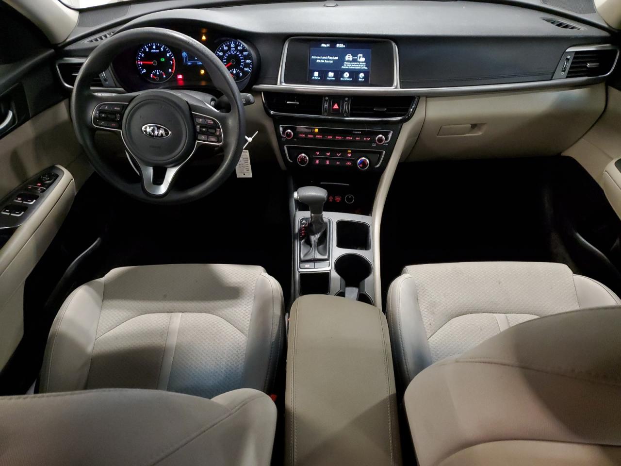 5XXGT4L34JG249923 2018 Kia Optima Lx