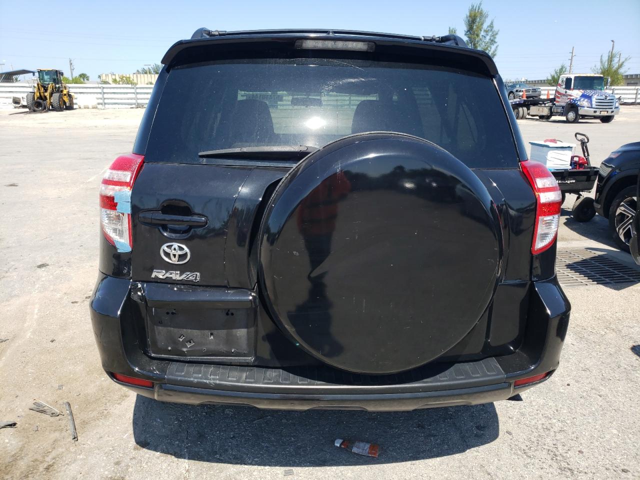 2012 Toyota Rav4 vin: 2T3KF4DV3CW127877