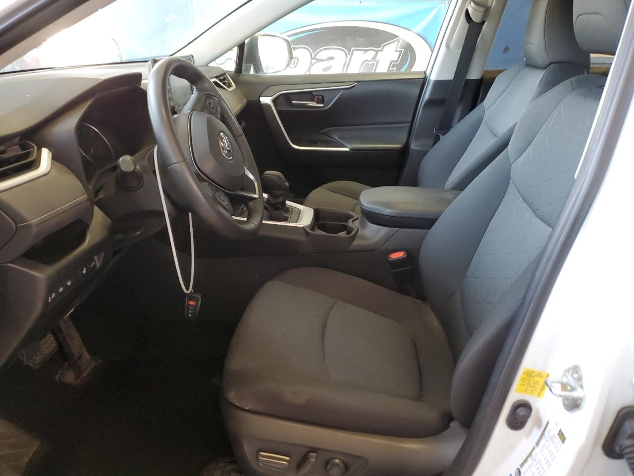 2T3P1RFV1LW129772 2020 Toyota Rav4 Xle