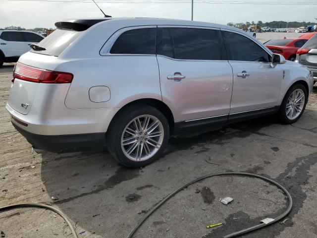 2019 Lincoln Mkt VIN: 2LMHJ5AT9KBL01910 Lot: 57311654