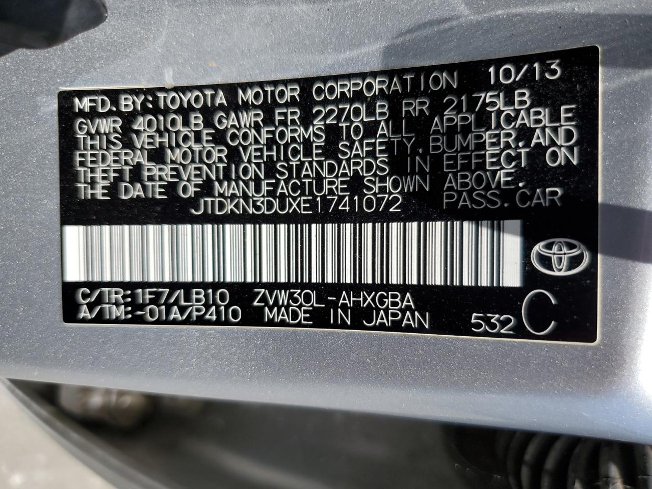 JTDKN3DUXE1741072 2014 Toyota Prius