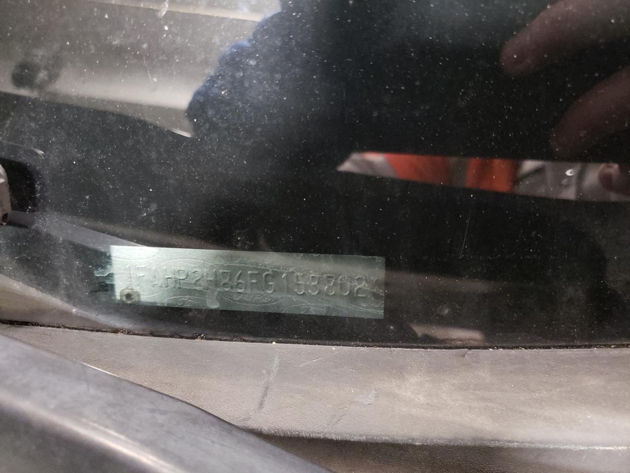 1FAHP2H86FG153802 2015 Ford Taurus Sel