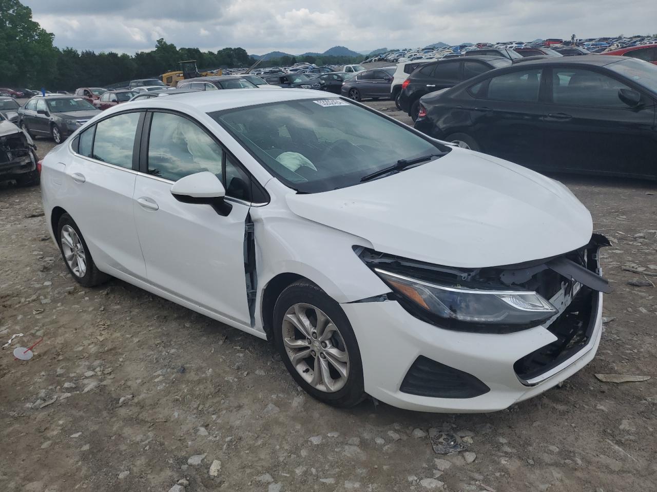 1G1BE5SM3K7107098 CHEVROLET CRUZE 2019