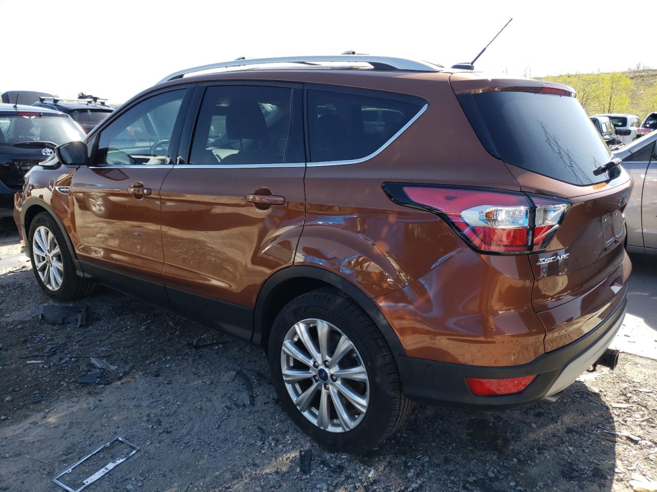 2017 Ford Escape Titanium vin: 1FMCU9J99HUB80369