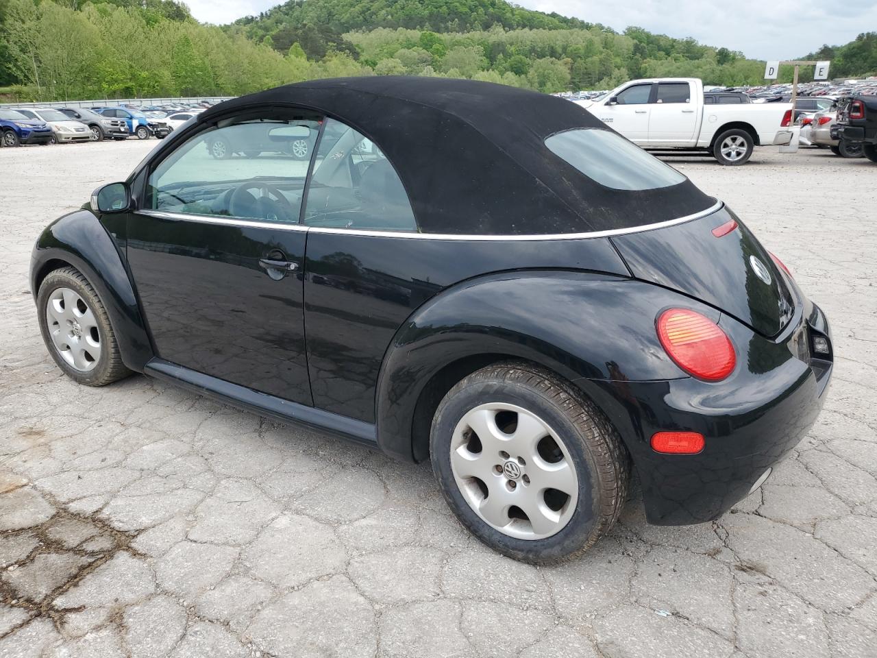 3VWCK21Y03M331277 2003 Volkswagen New Beetle Gls