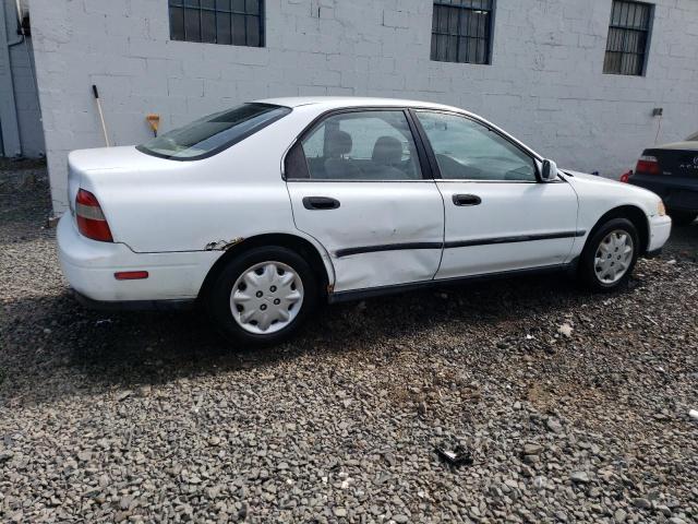 1994 Honda Accord Dx VIN: 1HGCD5622RA120088 Lot: 53153014