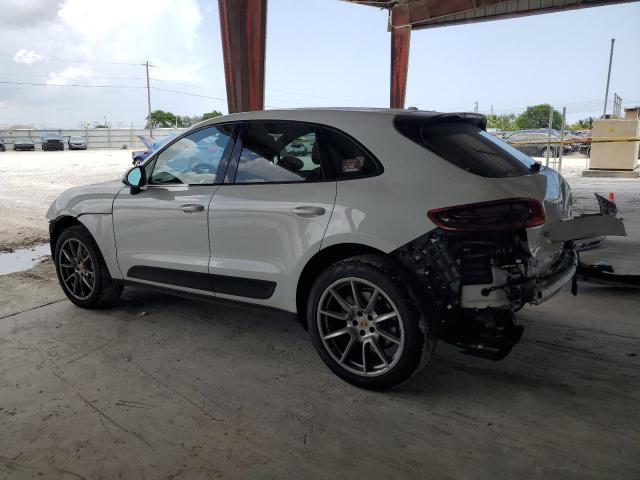 VIN WP1AB2A56HLB16946 2017 PORSCHE MACAN no.2