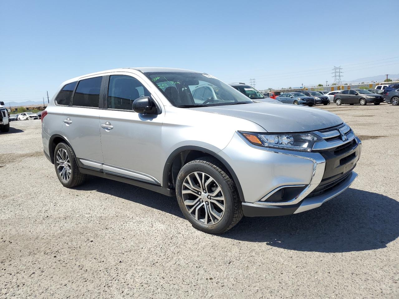 JA4AD2A34JJ005575 2018 Mitsubishi Outlander Es