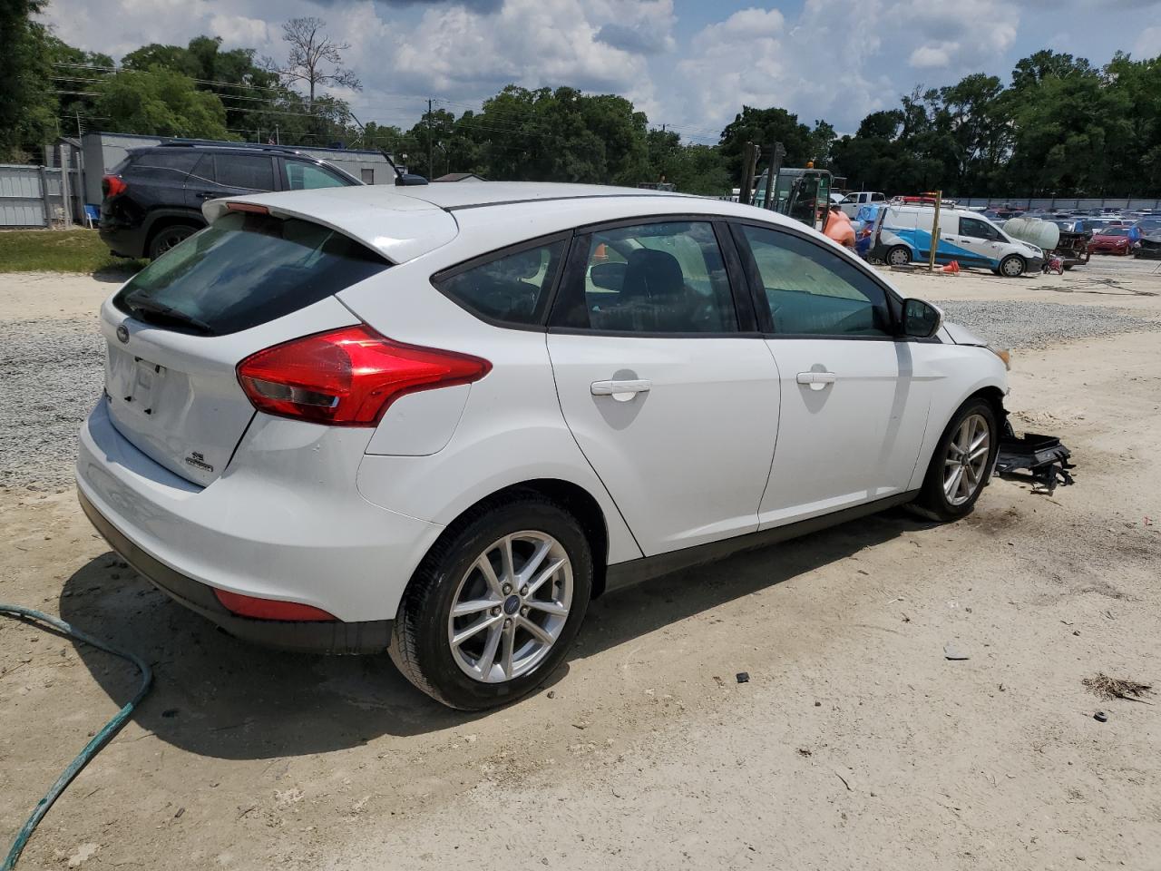 1FADP3K22FL294950 2015 Ford Focus Se