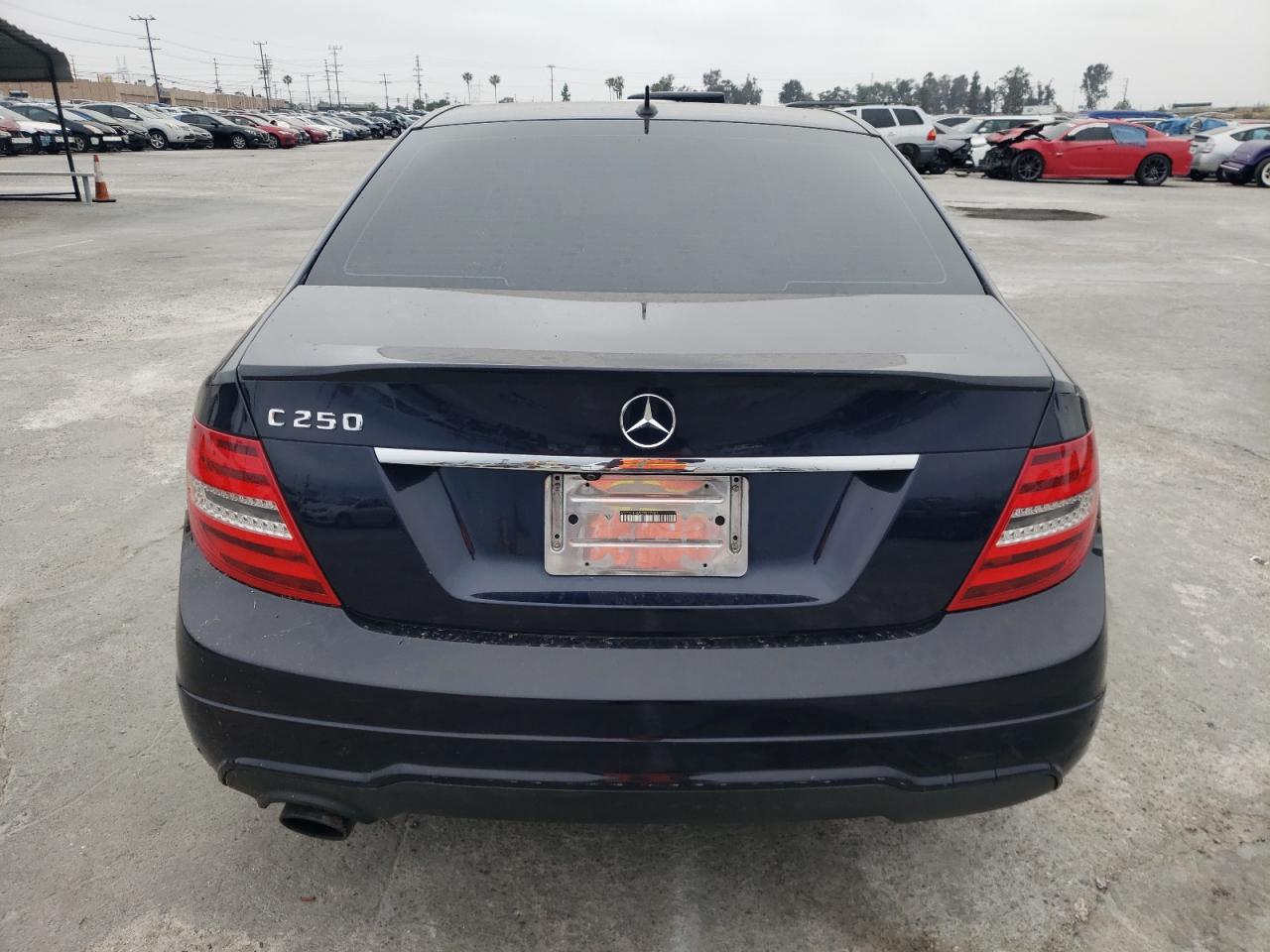 WDDGF4HB9DR277585 2013 Mercedes-Benz C 250