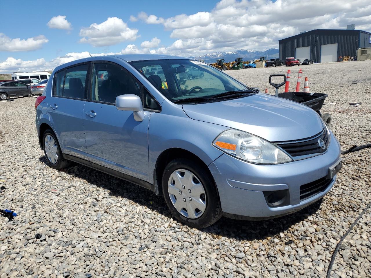 3N1BC1CP1BL405517 2011 Nissan Versa S