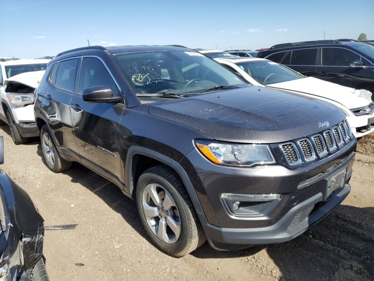 3C4NJDBB3HT628061 2017 Jeep Compass Latitude