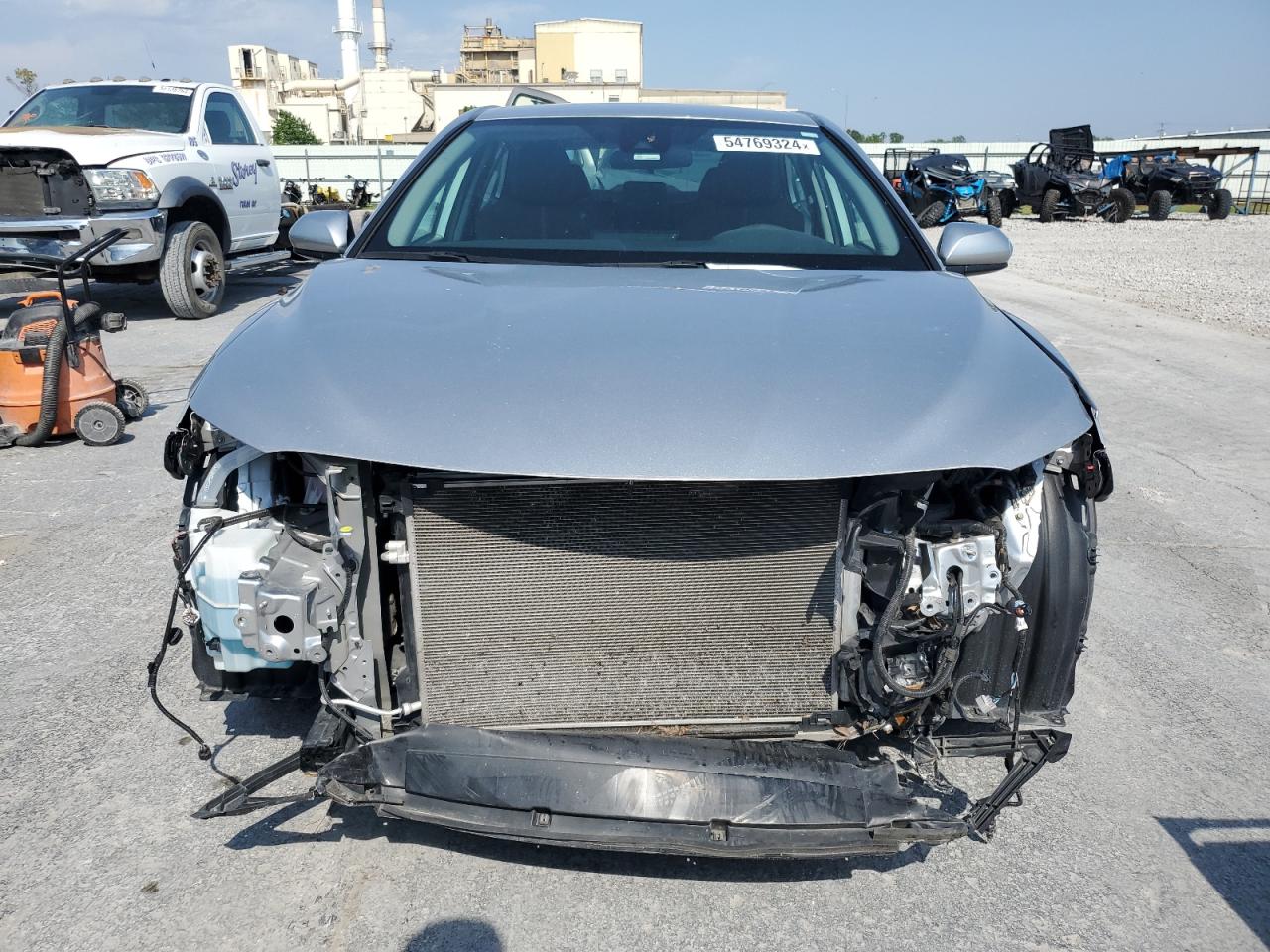 4T1C11AK1MU560202 TOYOTA CAMRY 2021