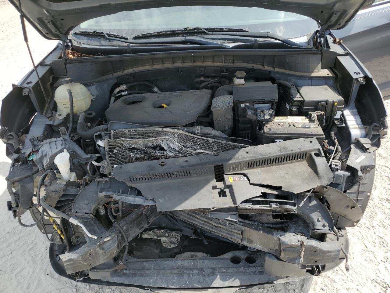 KM8J33A42GU126812 2016 Hyundai Tucson Limited