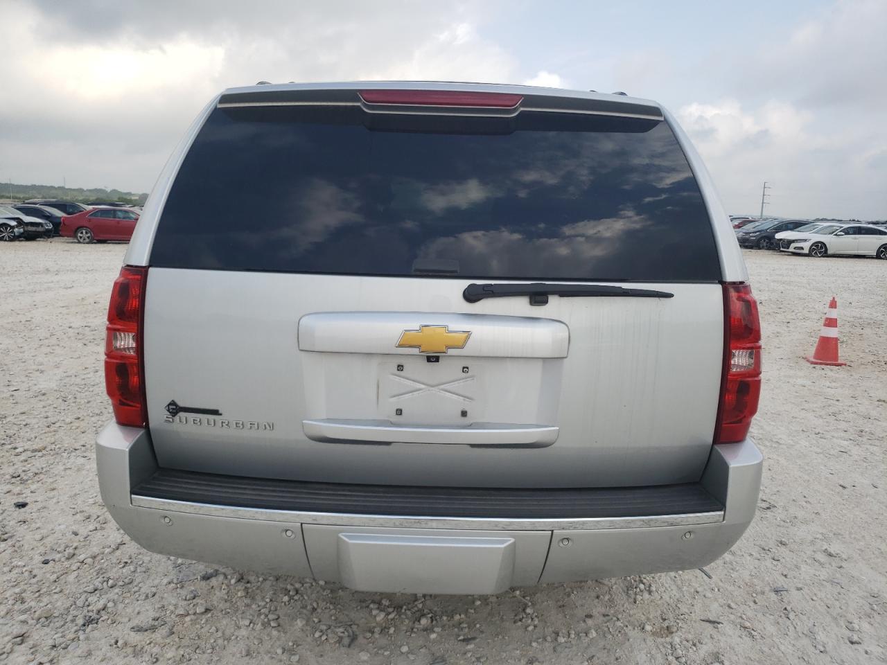 1GNSCKE00DR378350 2013 Chevrolet Suburban C1500 Ltz