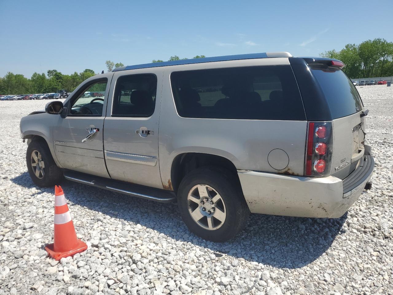 1GKFK66837J321883 2007 GMC Yukon Xl Denali