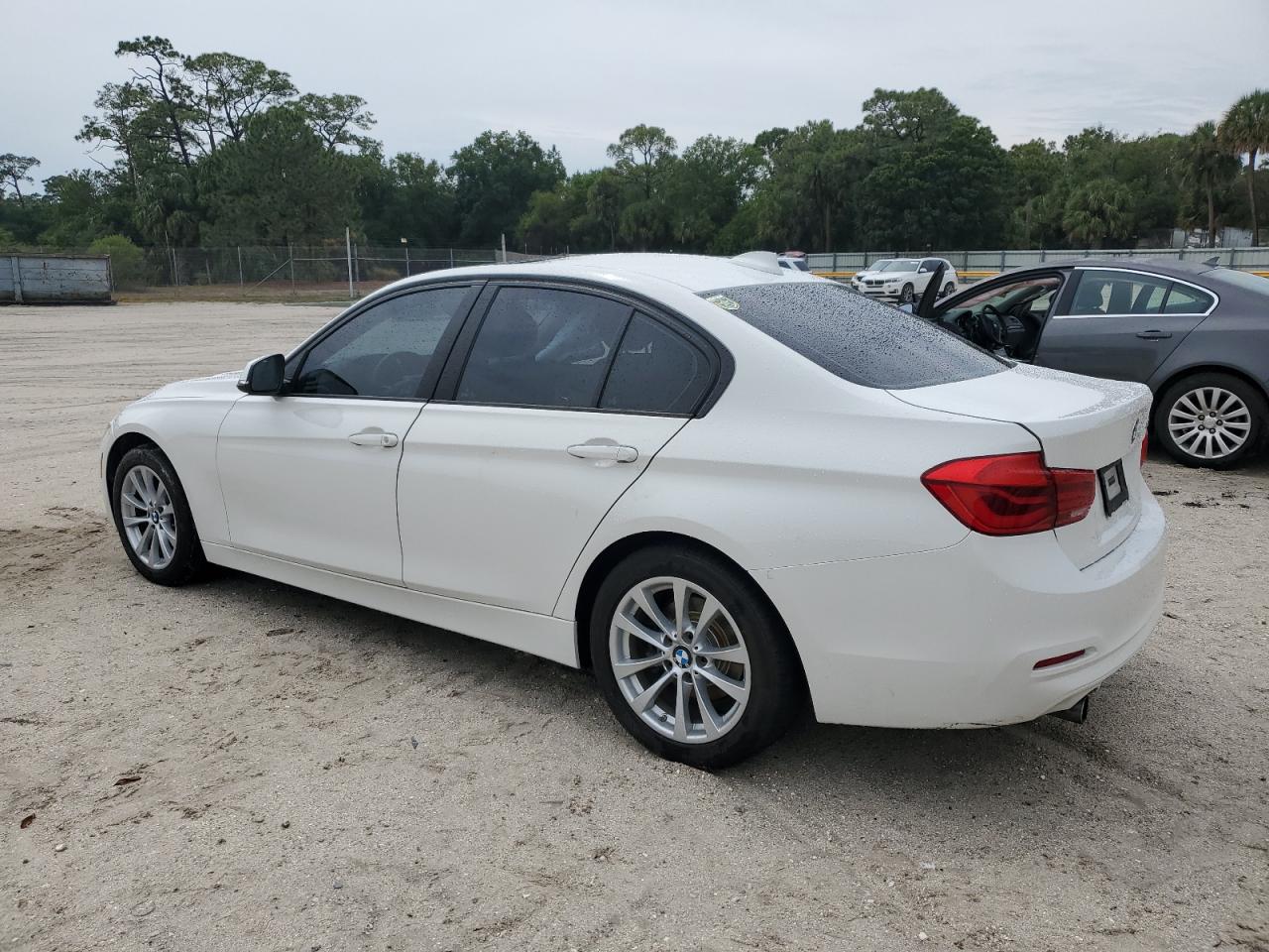 WBA8E1G58JNU91673 2018 BMW 320 I