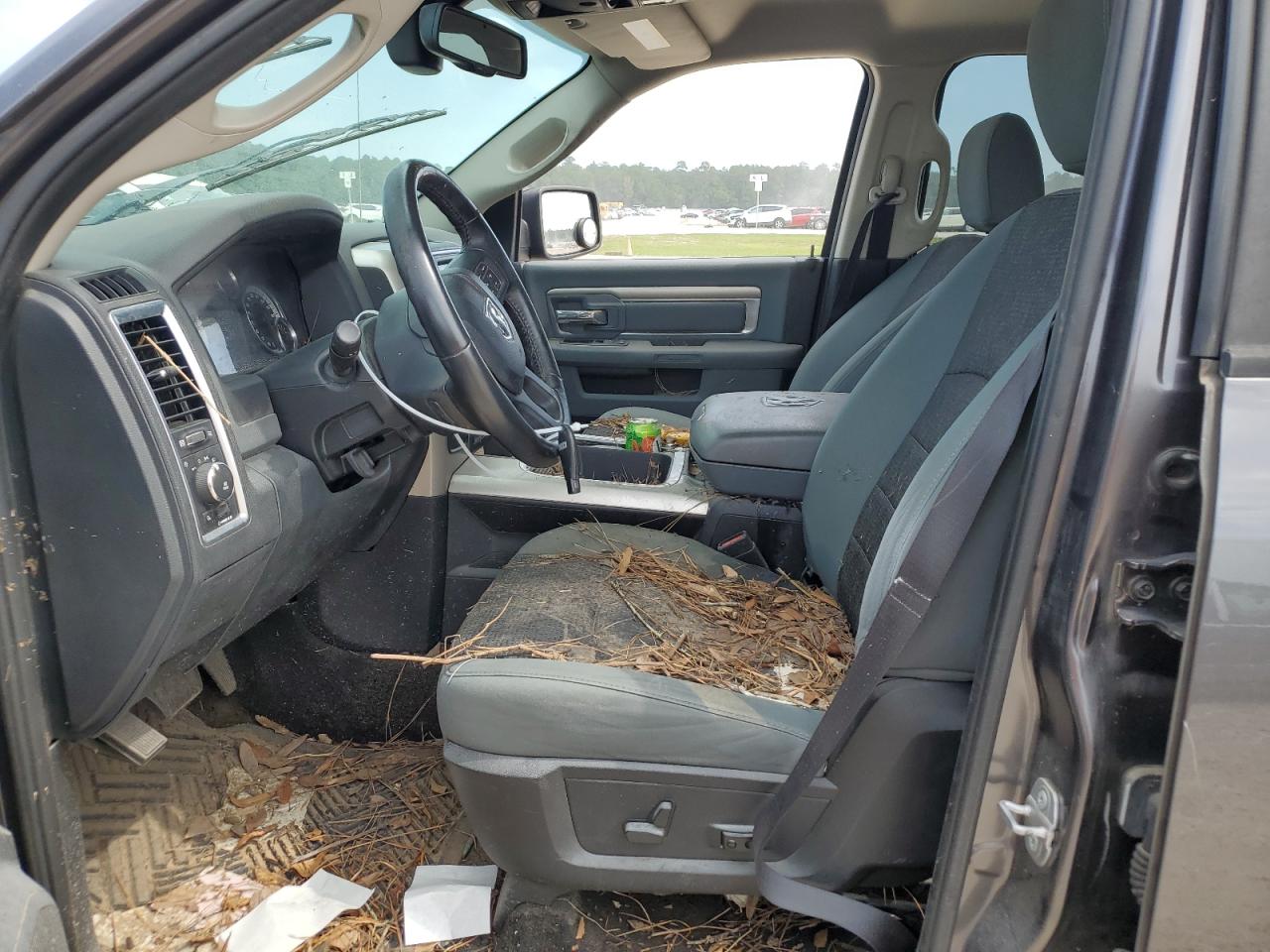 1C6RR6LG3GS164499 2016 Ram 1500 Slt